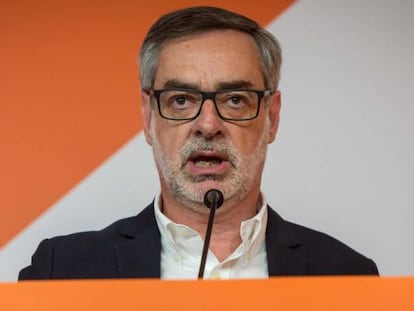 El secretario general de Ciudadanos, José Manuel Villegas, durante su rueda de prensa en Valencia.