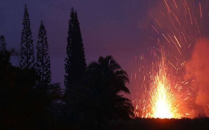 Erupción del volcán Kilauea en Hawái, el 17 de mayo de 2018.