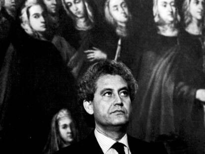 Toma de posesión de Rafael Escuredo, primer presidente de la Junta de Andalucía, el 4 de agosto de 1982.