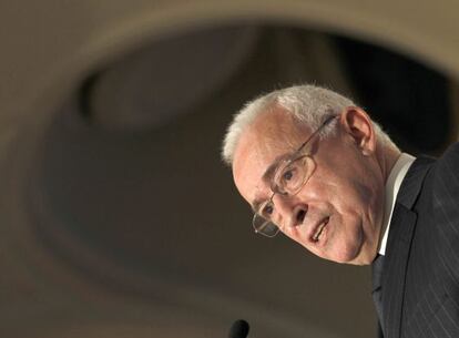 El presidente de la Asociación Española de Banca, Miguel Martín, durante su intervención en el Fórum Europa.