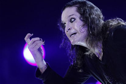 Ozzy Osbourne, en un momento de su concierto en Brasilia (Brasil), el 5 de abril de 2011.
