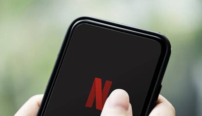 Uso Netflix en un móvil