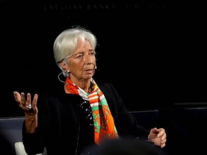 Christine Lagarde, presidenta del Banco Central Europeo, durante una conferencia económica en Riga, el 3 de noviembre.