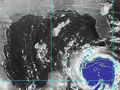 Imagen desde un satélite del huracán 'Lili'