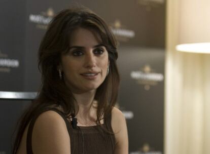 La actriz española Penélope Cruz, durante una rueda de prensa la víspera de la entrega de los Oscar de Hollywood.