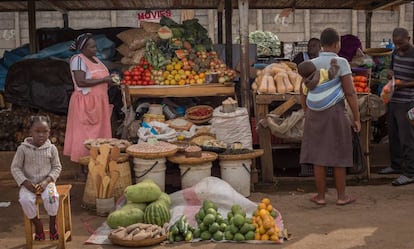 Imagen del mercado de Lusaka, el segundo más importante de la capital. Harare, a finales de noviembre.
