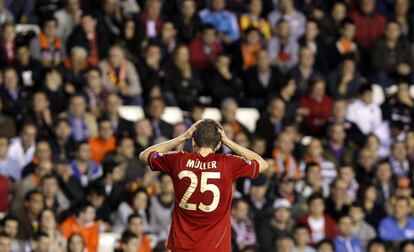 Thomas Muller se lamenta tras una ocasión fallida.