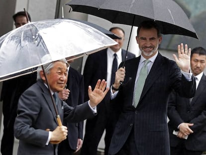 Felipe VI y el emperador Akihito durante la reciente visita de Estado a Jap&oacute;n.
