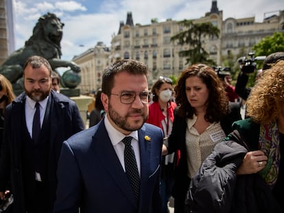 El presidente de la Generalitat de Cataluña, Pere Aragonès, a su salida de una reunión en el Congreso de los Diputados, el 21 de abril.