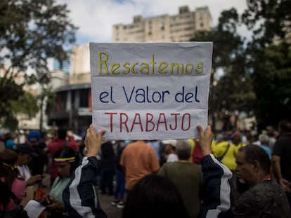 Protestas de los trabajadores de la educación en Caracas Venezuela