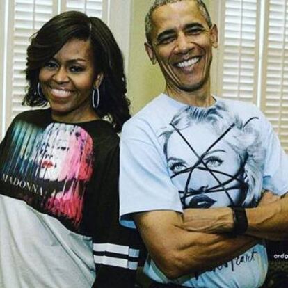 Fotografía publicada por Madonna en su cuenta agradeciendo a los Obama que luzcan su camiseta.