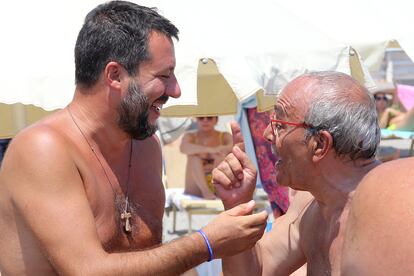 Salvini en una plata de Taormina el pasado 11 de agosto.