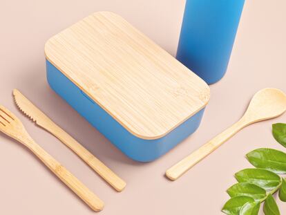 La tapa de bambú preserva el sabor de los alimentos. GETTY IMAGES.