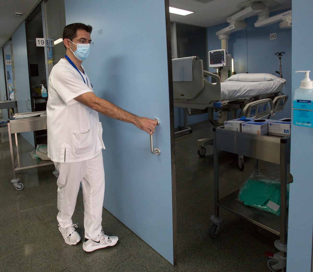 Alerta por covid en los hospitales de Cataluña: “Es imposible cubrir ...