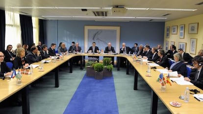 Reunión entre delegaciones de Euskadi y Aquitania en la legislatura anterior.