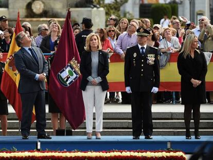 Concepci&oacute;n Dancausa (a la derecha), junto al ministro de Interior, Juan Ignacio Zoido, y la presidenta de la Comunidad de Madrid, Cristina Cifuentes. 