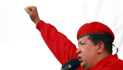 Hugo Chávez, durante un mitin de campaña electoral en Maracaibo, el pasado mes de julio.