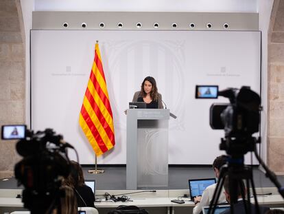 La portavoz del Govern Patrícia Plaja, comparece en rueda de prensa posterior al al Consell Executiu, en la Generalitat de Catalunya.