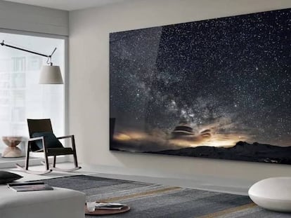 Samsung presenta el primer panel MicroLED transparente del mundo en el CES 2024