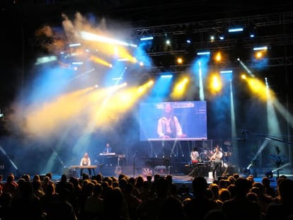 El músico fundador de Supertramp, Roger Hodgson actuando en el Starlite Festival de Marbella.