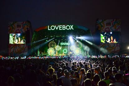 El festival Lovebox propone un gran espectculo de msica en Victo?ria Park, al este de Londres los prximos 15 y 16 de julio. Creado por el do de bailarines Groove Armada en 2002, ante la falta de festivales de esta clase en la capital britnica, fue un xito en su inicio, ha ido creciendo y consolidndose, y aunque su razn de ser es la msica 'dance', incluye ya muchos otros gneros.