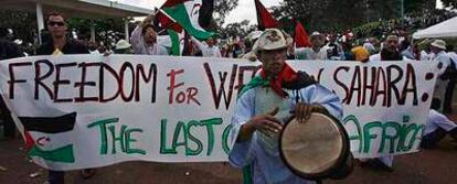 Acto de solidaridad con el Sáhara Occidental de los participantes del Foro Social  en Nairobi (Kenia).