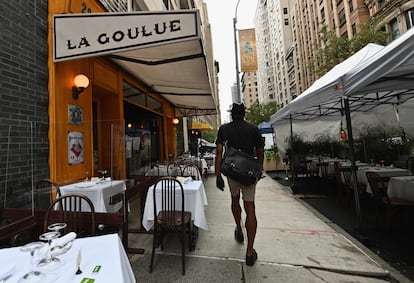 O terraço de um restaurante de Nova York, nesta segunda-feira.