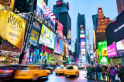 Luces, color y cine, en Times Square.