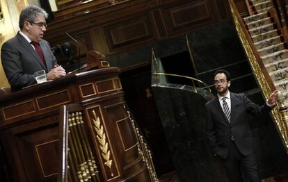 Francesc Homs, durante su intervenci&oacute;n en el pleno del Congreso de los Diputados.