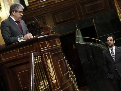 Francesc Homs, durante su intervenci&oacute;n en el pleno del Congreso de los Diputados.