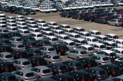 El número de automóviles y comerciales ligeros fabricados llegó a 263.505 unidades, con un crecimiento del 27,1 % frente a enero de 2012, y el de autobuses se ubicó en 3.122 unidades, con un aumento del 190 % en la misma comparación. EFE/Archivo