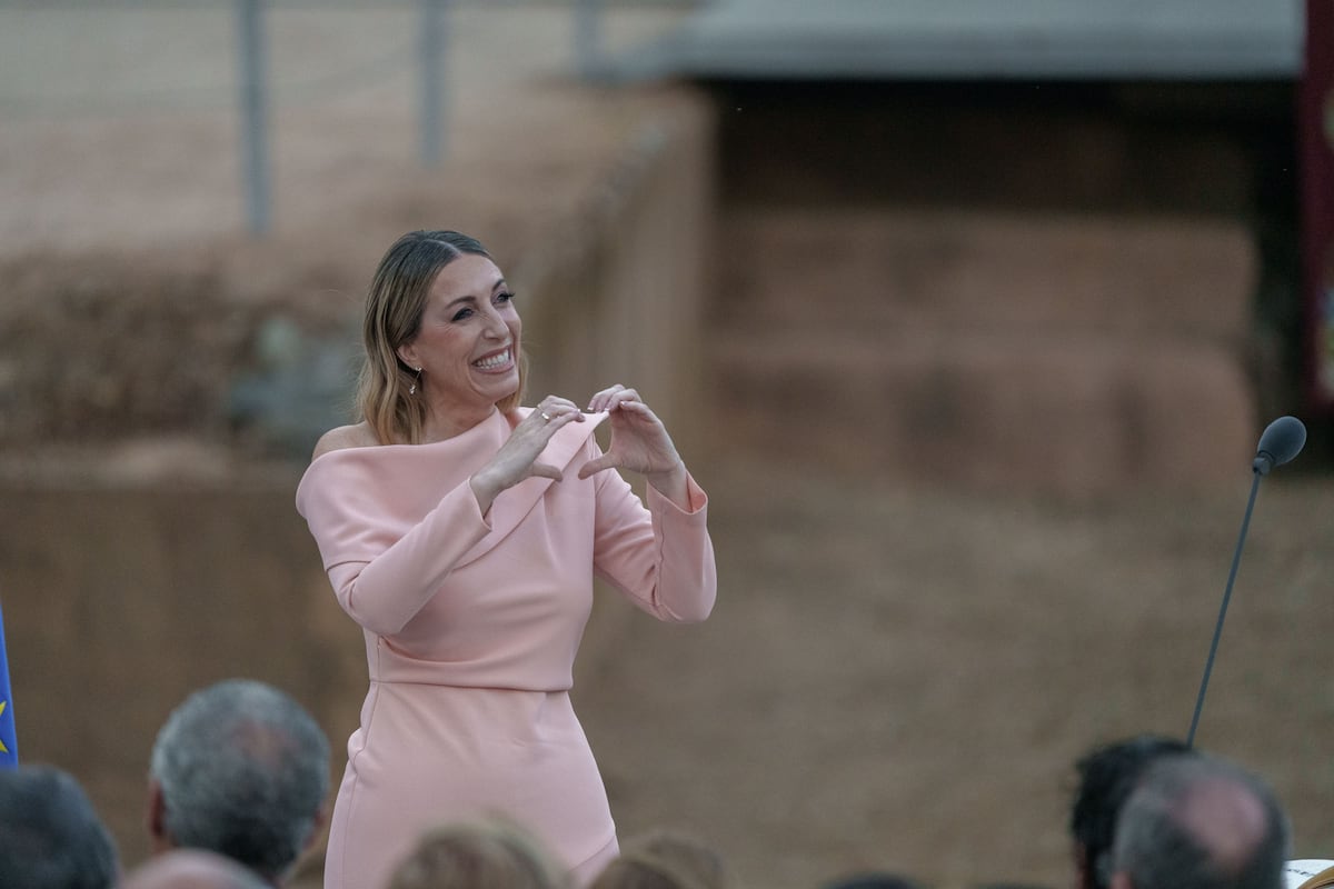 La “prioridad nacional” pactada con Vox divide al PP: “Nos han colado un gol”