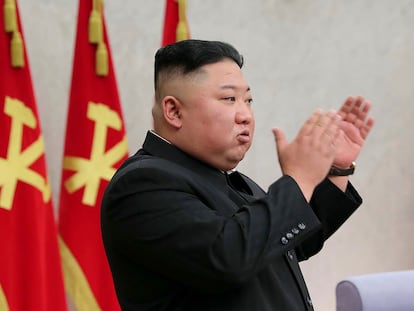 Kim Jong-un, durante uma reunião do Comitê Central do Partido dos Trabalhadores da Coreia, nesta segunda-feira em Pyongyang.