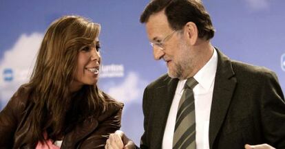 Rajoy y Alicia Sánchez-Camacho, durante la clausura ayer de la 19 Intermunicipal del PP.