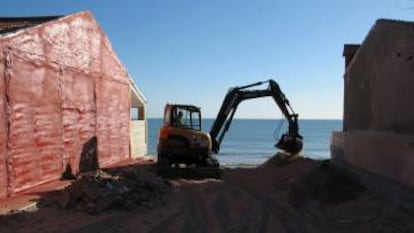 En 2016 comenzaron las obras de demolición en una casa de Babilonia. |