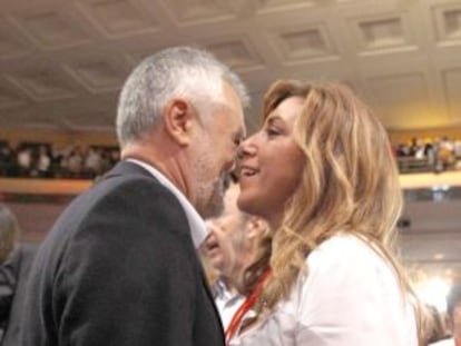 Susana D&iacute;az conversa con Jos&eacute; Antonio Gri&ntilde;&aacute;n. 