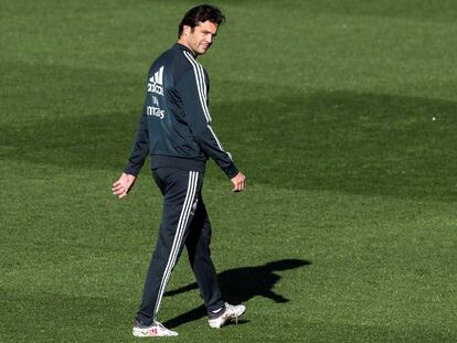 Solari, este viernes durante el entrenamiento en Valdebebas.