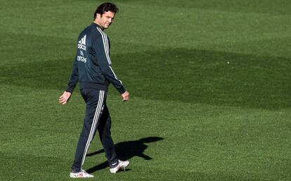 Solari, este viernes durante el entrenamiento en Valdebebas.