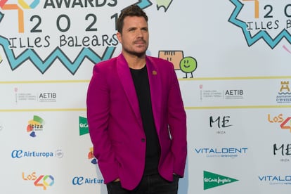 El cantante Dani Martín posa en la alfombra roja de los nominados a LOS40 MUSIC AWARDS 2021, este martes en Ibiza.