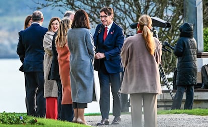 El presidente de la Generalitat de Catalunya, Salvador Illa, a su llegada a la XXVII Conferencia de Presidentes, este viernes en el Palacio de la Magdalena en Santander.