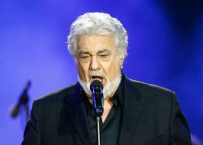 Plácido Domingo, la noche del miércoles cantando en el estadio Santiago Bernabéu.