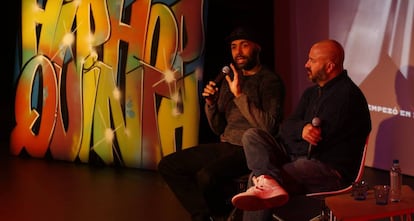 Taller de El Chojín y Francisco Reyes con adolescentes, dentro del ciclo Hip Hop.