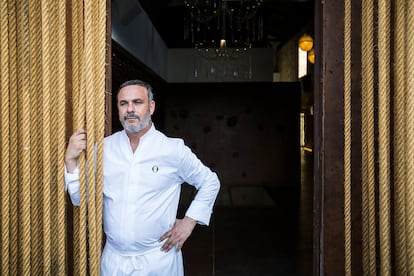 El cocinero Ángel León, en su restaurante Aponiente, en El Puerto de Santa María.