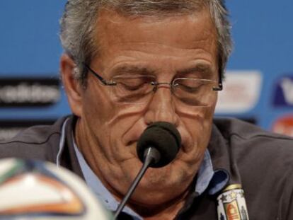 &Oacute;scar Tab&aacute;rez durante la rueda de prensa en el estadio Maracan&aacute;