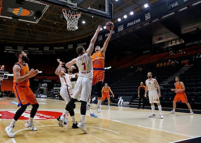 Abalde lanza ante Gudaitis en una Fonteta sin público.