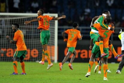 Los jugadores de la selección de Zambia celebran el pase a la final, el jueves en Bata