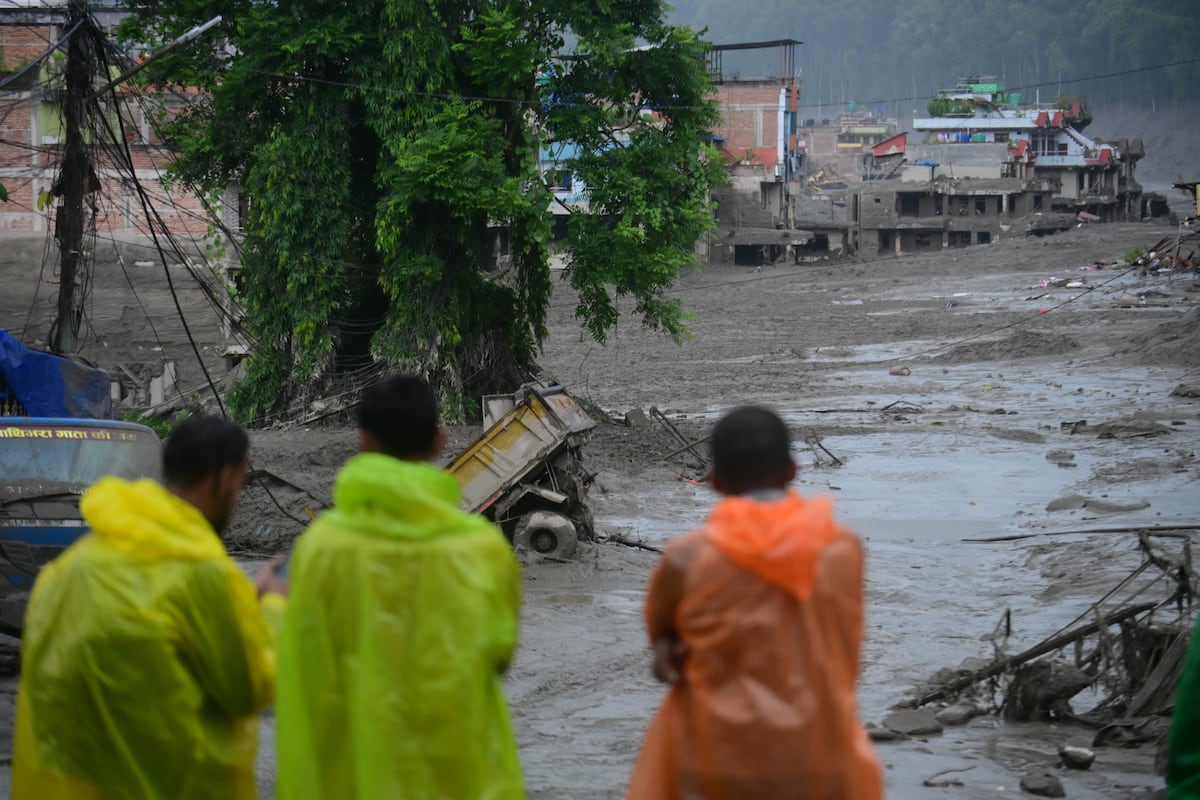 Un testigo de la devastación en Nepal y Tíbet: “No se puede ver nada, está todo cubierto de lodo”