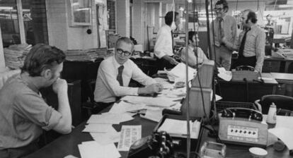 La redacción del periódico gratuito británico Evening Standard, preparando su edición vespertina del 21 de septiembre 1971