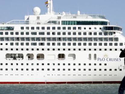 Imagen de un crucero en el puerto de C&aacute;diz.