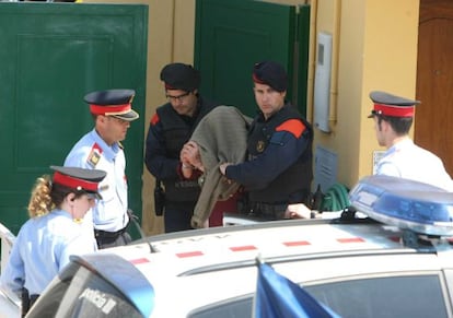 Detención de un hombre que había asesinado a su exesposa en Girona.